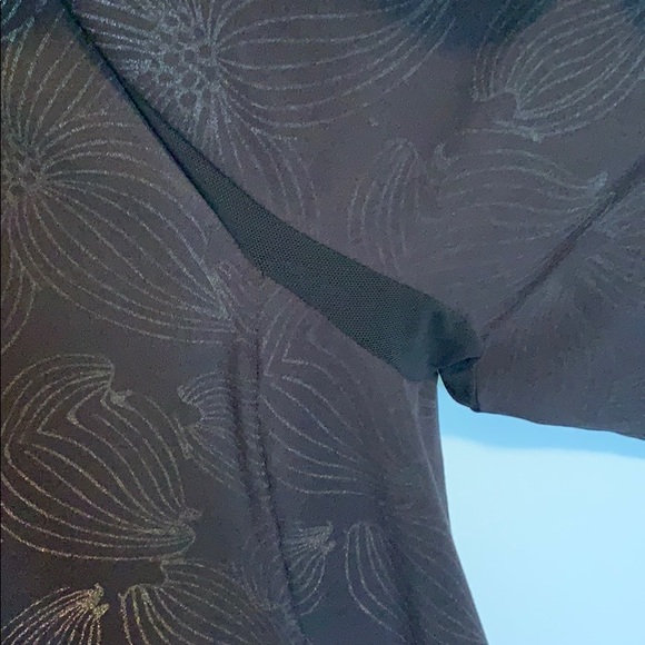 MPG Run Jacket - Picture 8 of 8